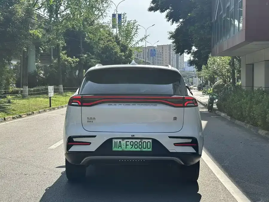 BYD Tang New Energy Tang New Energy 2021 DM-i 112KM Premium Edition 2022 — миниатюра 2