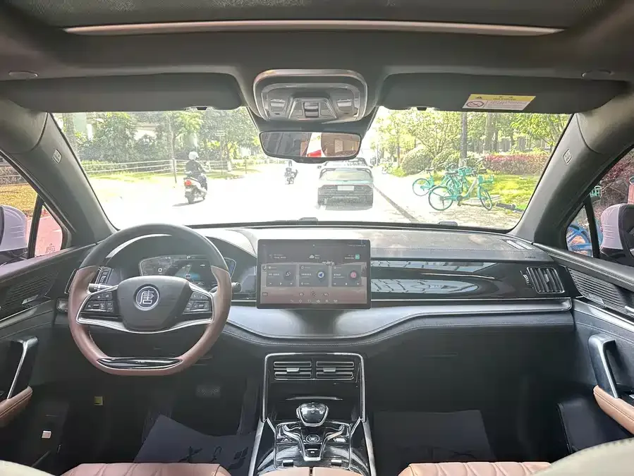 BYD Tang New Energy Tang New Energy 2021 DM-i 112KM Premium Edition 2022 — миниатюра 4