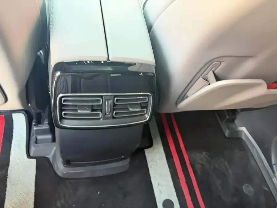 BYD Tang New Energy Tang New Energy 2024 DM-i Honor Edition 112KM Premium Edition 2024 — миниатюра 5