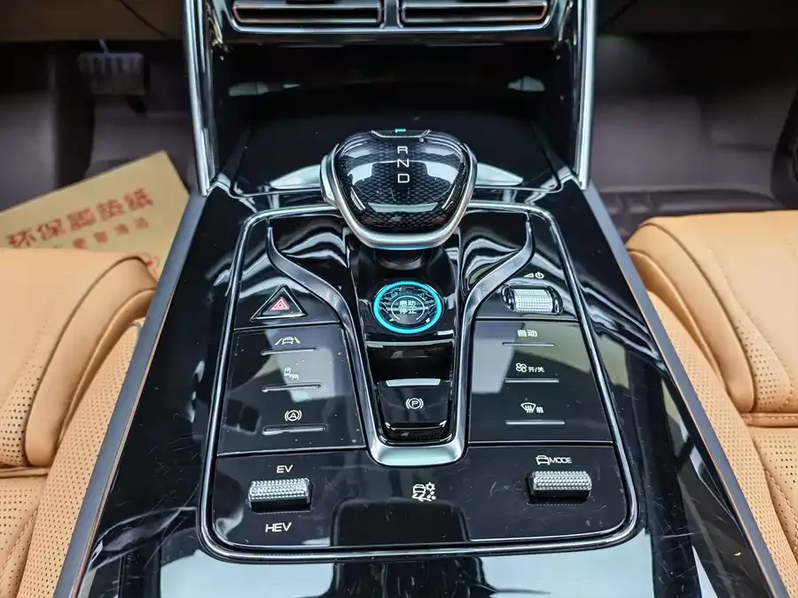 BYD Tang New Energy Tang New Energy 2023 DM-i Champion Edition 112KM Premium Edition 2023 — миниатюра 3