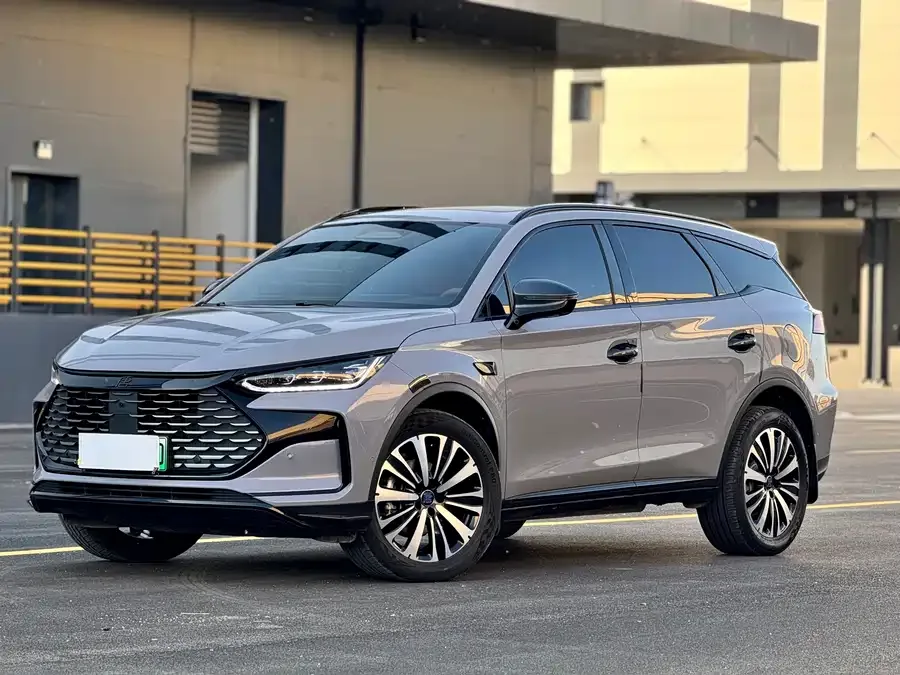 BYD Tang New Energy 2025