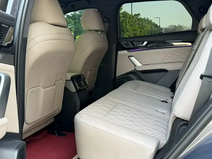 BYD Tang New Energy Tang New Energy 2024 DM-i Honor Edition 112KM Premium Edition 2024 — миниатюра 2