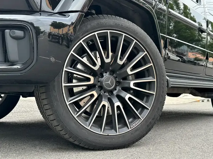 Mercedes-Benz G-Class AMG Mercedes-Benz G-Class AMG 2025 AMG G 63 2026 — миниатюра 3