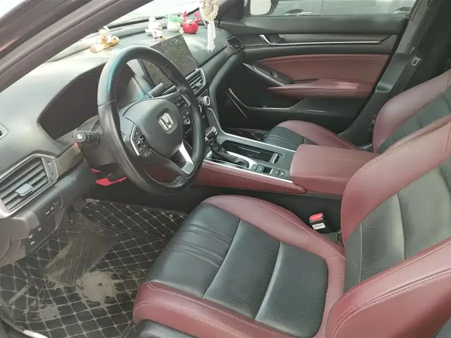 Honda Inspire 2022 Insignia 260TURBO Fine Edition 2022 — миниатюра 3
