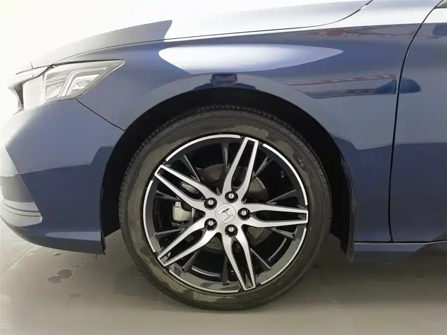 Honda Inspire 2022 Insignia 260TURBO Fine Edition 2022 — миниатюра 5