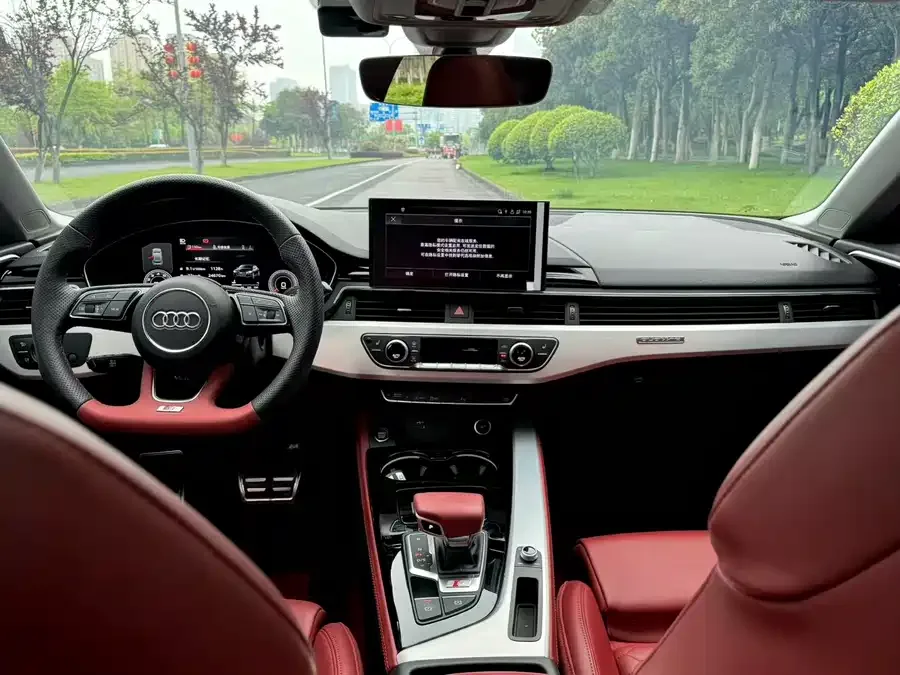 Audi A5 Audi A5 (Imported) 2023 Sportback 40 TFSI quattro Luxury Dynamic Edition 2024 — миниатюра 2