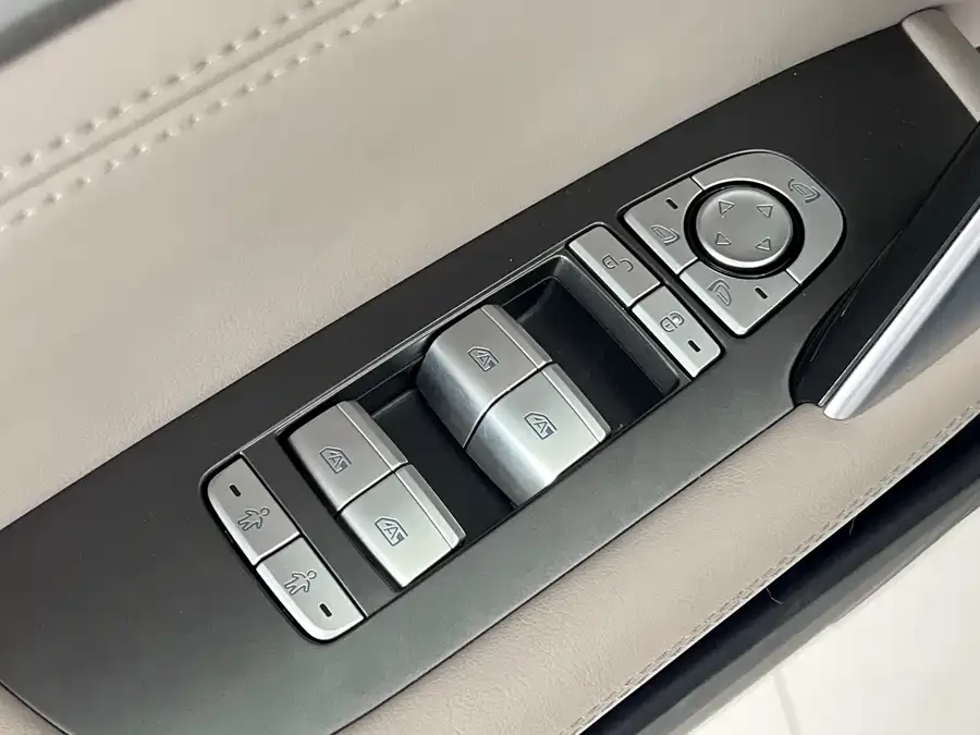 BYD Tang New Energy Tang New Energy 2025 Intelligent Driving Edition DM-i 115KM Flagship 2025 — миниатюра 5