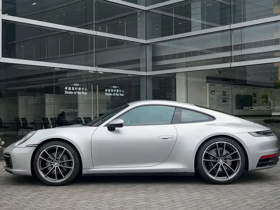 Porsche 911 2023 Carrera 3.0T 2023 — миниатюра 2