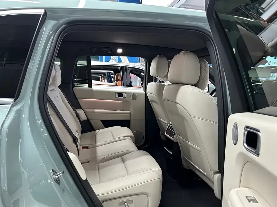 Li Xiang L6 Ideal L6 2025 Pro Smart Renewal Edition 2025 — миниатюра 3