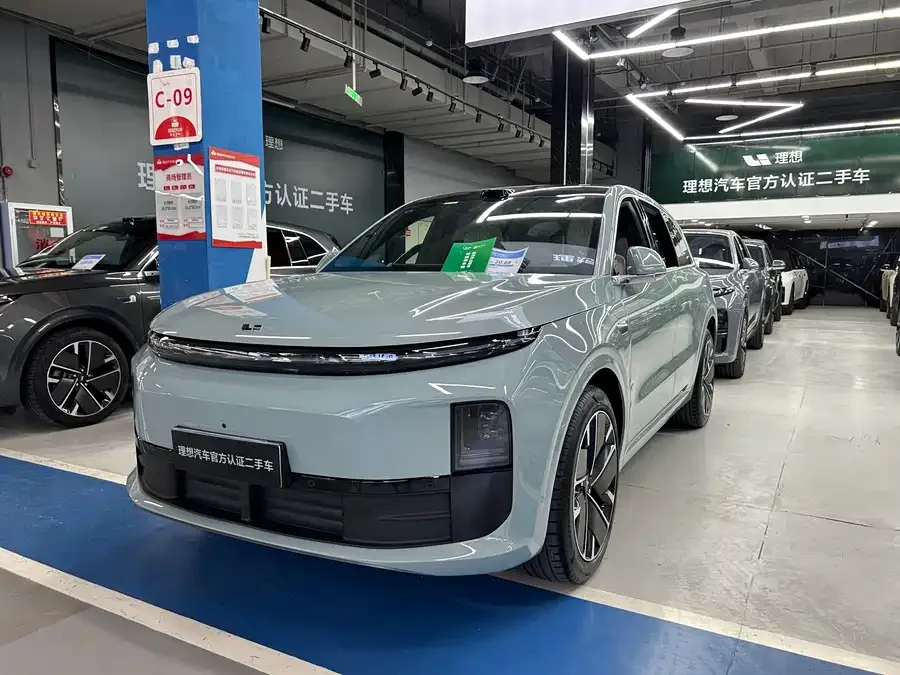 Li Xiang L6 2025