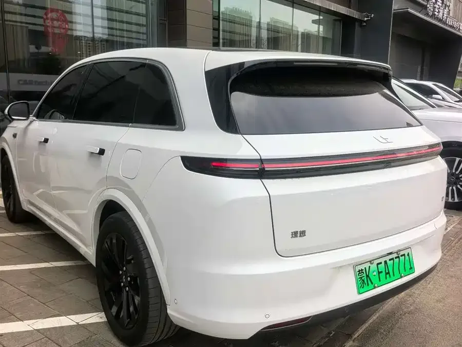 Li Xiang L7 Ideal L7 2023 Pro 2023 — миниатюра 3