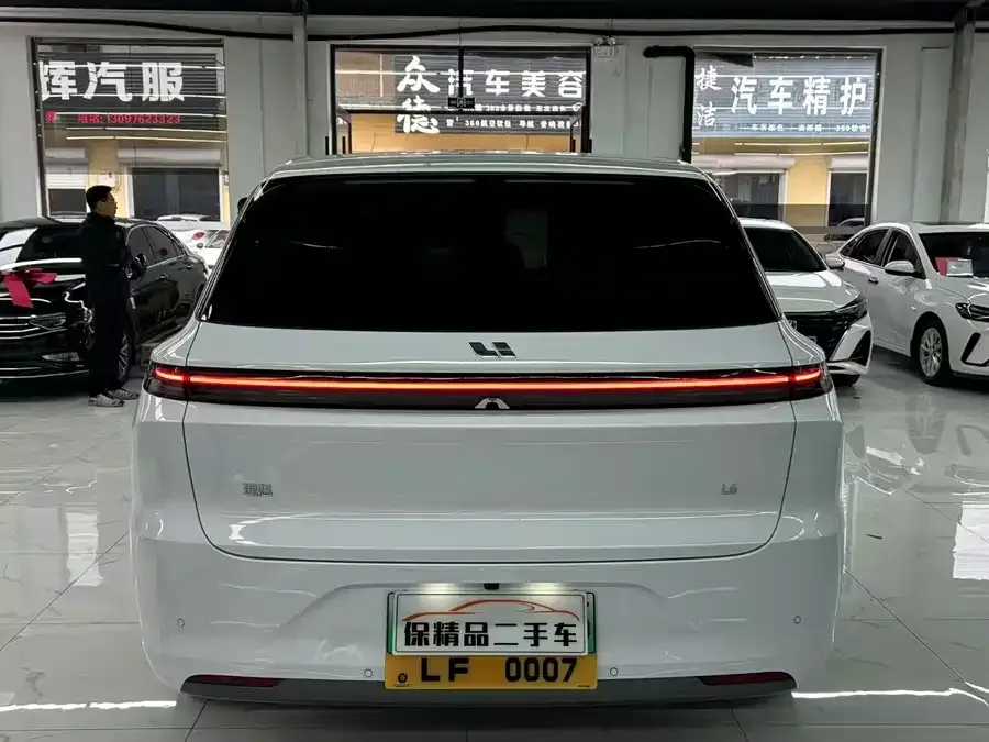 Li Xiang L6 Ideal L6 2024 Pro 2024 — миниатюра 3