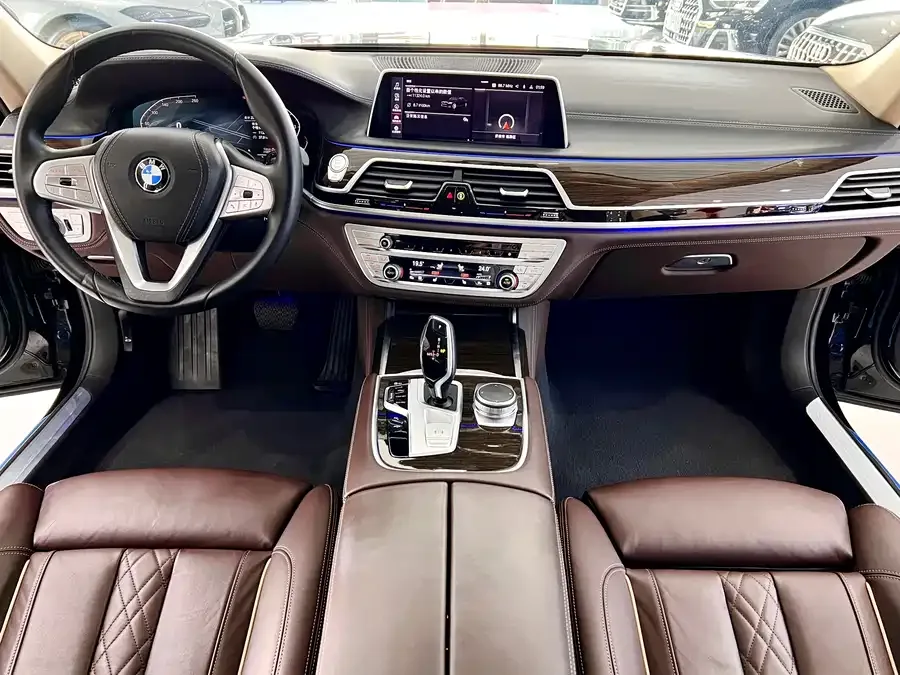 BMW 7 Series BMW 7 Series 2021 730Li M Sport Package 2022 — миниатюра 3
