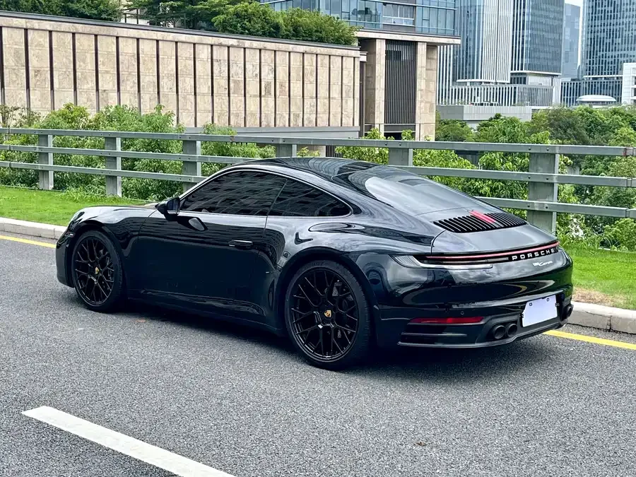 Porsche 911 2023 Carrera 3.0T 2023 — миниатюра 4
