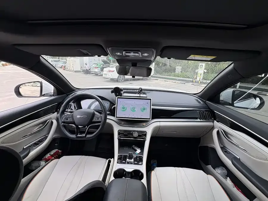 BYD Song PLUS New Energy Song PLUS New Energy 2023 Champion Edition EV 520KM Premium Edition 2024 — миниатюра 4