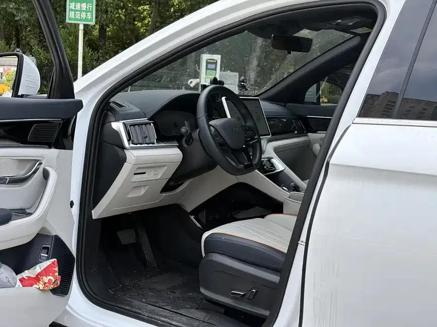 BYD Song PLUS New Energy Song PLUS New Energy 2023 Champion Edition EV 520KM Premium Edition 2024 — миниатюра 5