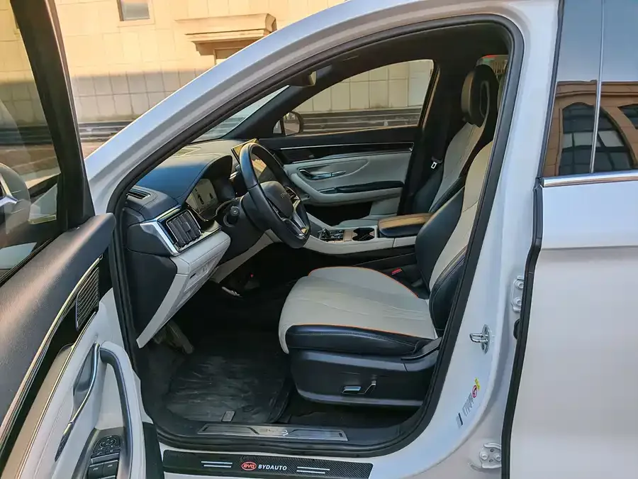 BYD Song PLUS New Energy Song PLUS New Energy 2024 Honor Edition EV 605km Flagship PLUS 2025 — миниатюра 3