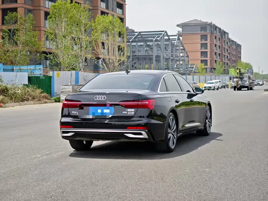 Audi A6L 2024 45 TFSI quattro premium dynamic model 2024 — миниатюра 3