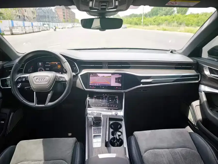 Audi A6L 2024 45 TFSI quattro premium dynamic model 2024 — миниатюра 5