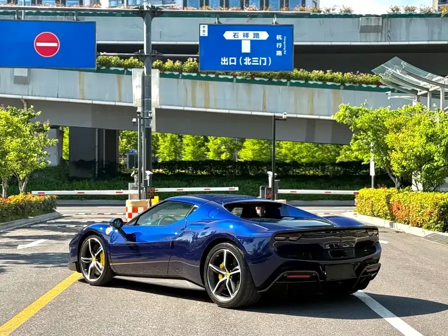 Ferrari 296 Ferrari 296 2021 3.0T V6 GTB 2024 — миниатюра 3