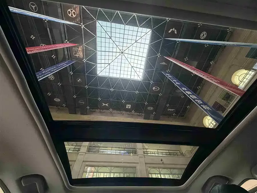 Honda VEZEL Binzhi 2022 1.5L CVT Elite Intelligent Edition 2022 — миниатюра 3