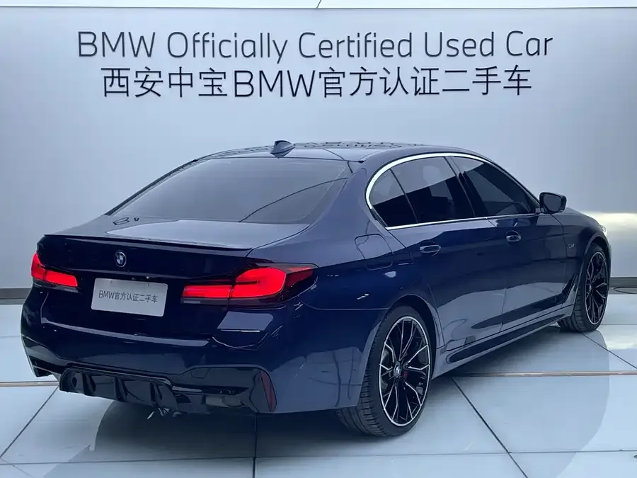 BMW 5 Series New Energy 2022 Model 3 535Le Pioneer Edition M Sports Package 2023 — миниатюра 2
