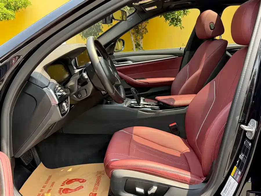 BMW 5 Series New Energy 2022 535Le M Sports Package 2022 — миниатюра 4