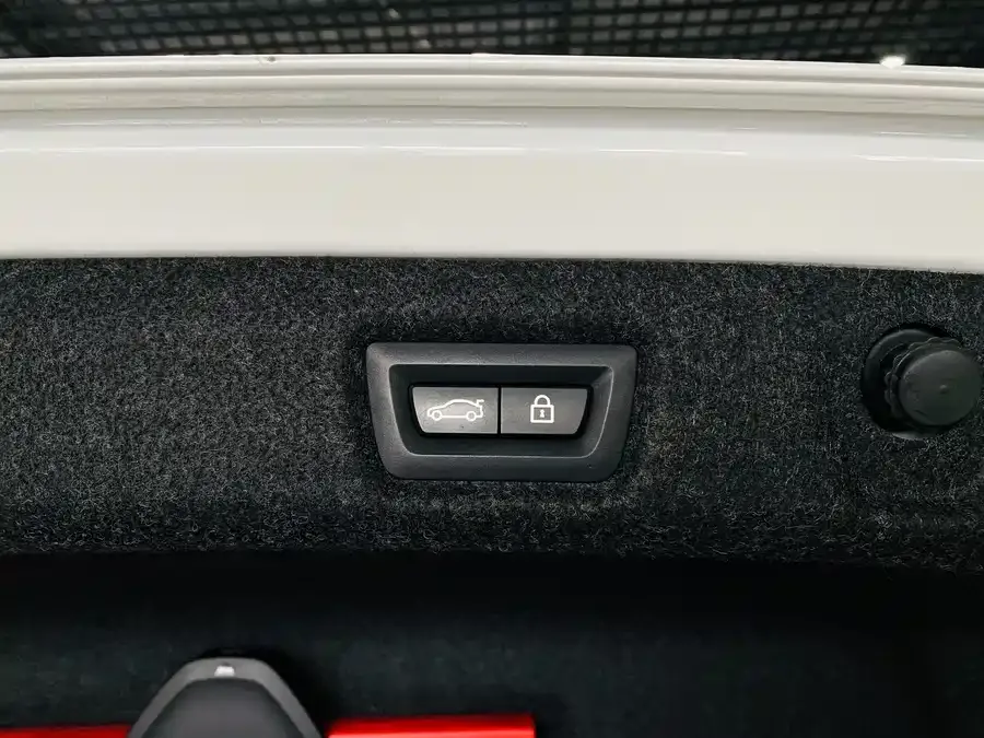 BMW 5 Series New Energy 2021 535Le M Sports Package 2022 — миниатюра 4