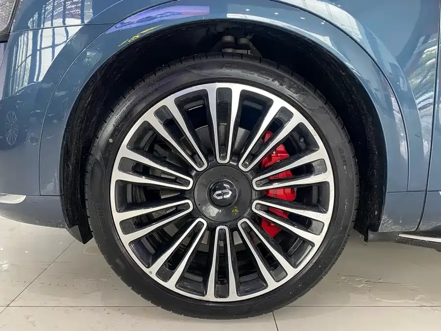 AITO M9 M9 2024 Extended Range Ultra Edition 42kWh 6-seater Edition 2024 — миниатюра 2