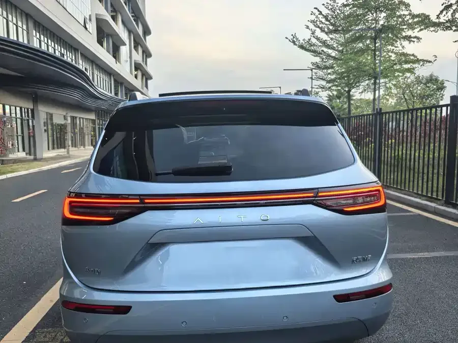 AITO M7 Wenjie M7 2024 1.5T Intelligent Driving 4WD Max Edition 6 Seaters 2023 — миниатюра 5
