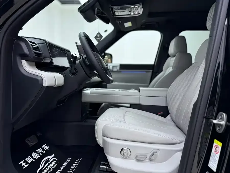 BYD Leopard Titanium 7 Titanium 7 2025 190KM Four-Wheel Drive Ultra Edition 2025 — миниатюра 4