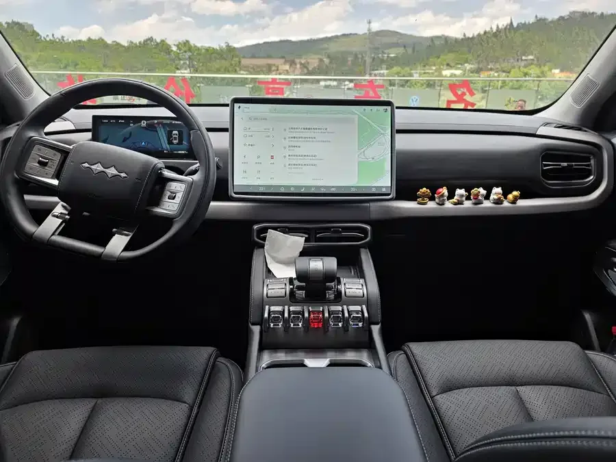 BYD Leopard Titanium 3 Titanium 3 2025 501KM 4WD Max Edition 2025 — миниатюра 2