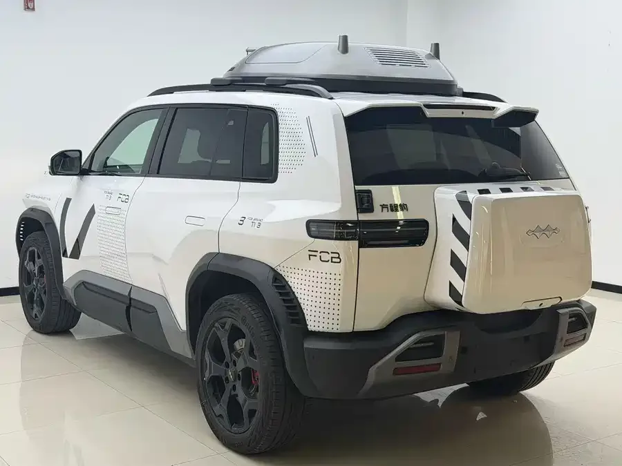 BYD Leopard Titanium 3 Titanium 3 2025 501KM 4WD Drone Version 2025 — миниатюра 3