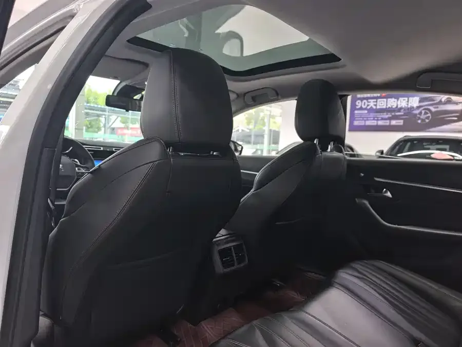 Peugeot 508 Peugeot 508 2022 508L 400THP PureTech Driving Control Edition 2023 — миниатюра 4