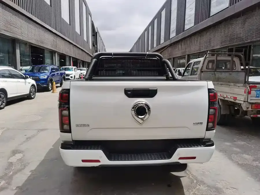 Great Wall gun 2023 2.0T Commercial Edition Automatic Diesel Four-wheel Drive Elite Long Box GW4D20M 2024 — миниатюра 2