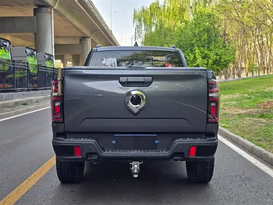 Great Wall gun 2023 2.0T off-road version, automatic gasoline, four-wheel drive, Everest version 2024 — миниатюра 2