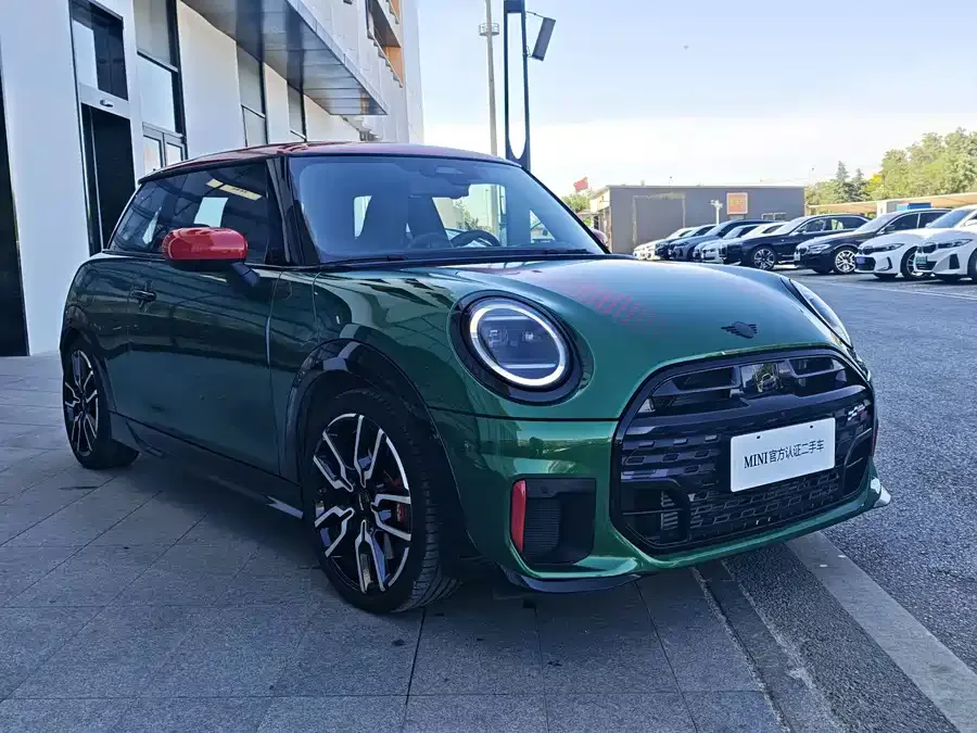 MINI JCW MINI JCW 2025 JOHN COOPER WORKS 2025 — миниатюра 5