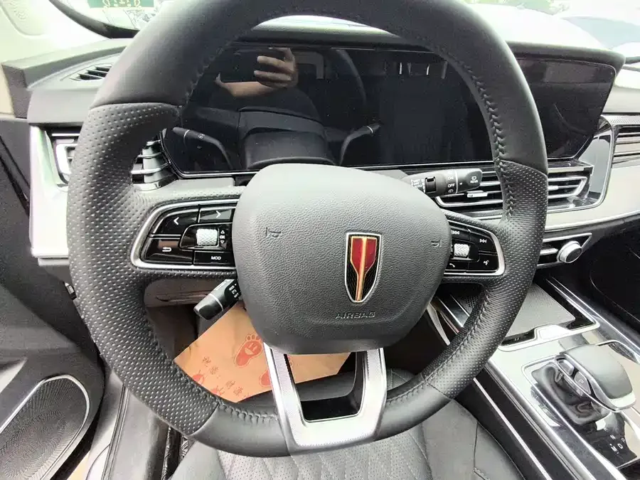 Hongqi HS5 Hongqi HS5 2023 2.0T Flagship Pro Edition 2023 — миниатюра 2
