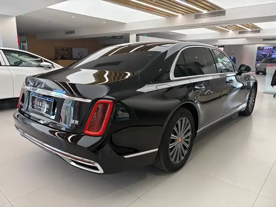 Hongqi Golden Sunflower Country Elegance Hongqi Golden Sunflower National Elegance 2024 3.0T V6 Edition 2025 — миниатюра 2