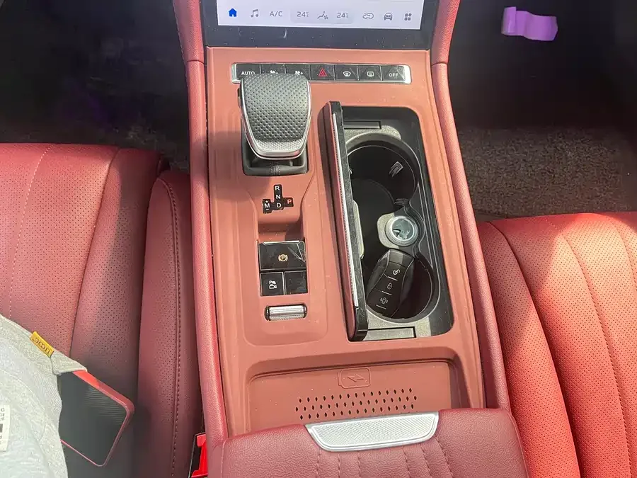 Hongqi H5 Hongqi H5 2025 2.0T Automatic Flagship Edition 2025 — миниатюра 3