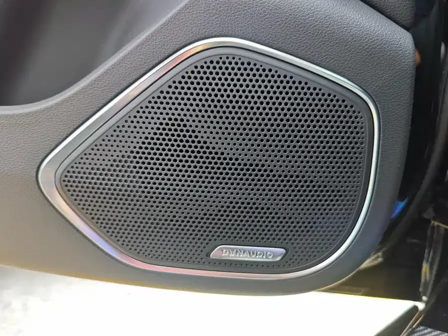 Hongqi H5 Hongqi H5 2025 2.0T Automatic Flagship Edition 2025 — миниатюра 3