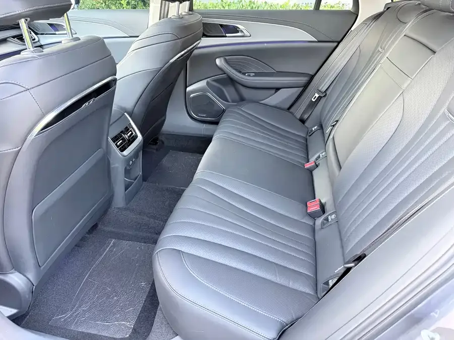 Hongqi H5 Hongqi H5 2023 2.0T Automatic Intelligent Connection Flagship Chang Edition 2023 — миниатюра 3