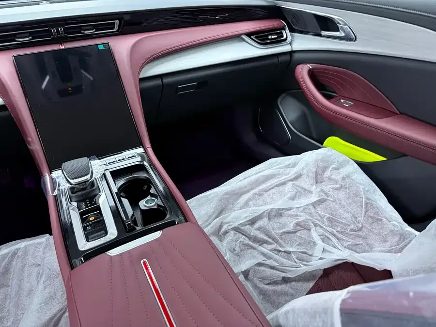 Hongqi H5 Hongqi H5 2025 1.5T DCT Flagship Edition 2025 — миниатюра 3