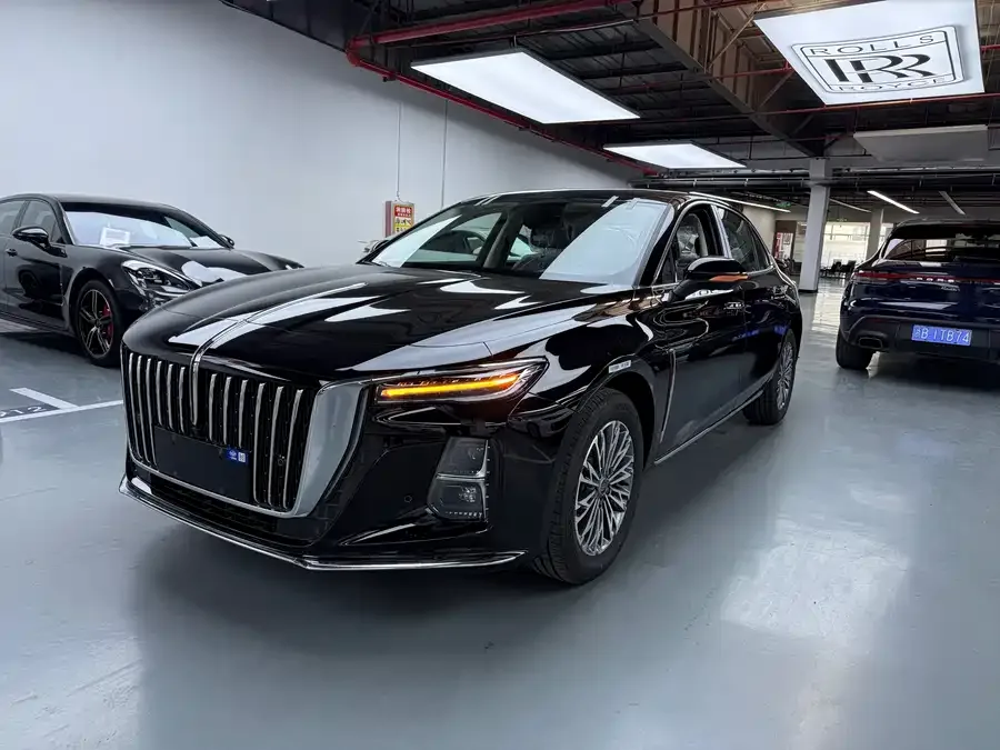 Hongqi H5 2025