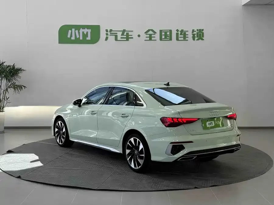 Audi A3 2022 A3L Limousine 35 TFSI Fashion Sports 2022 — миниатюра 2