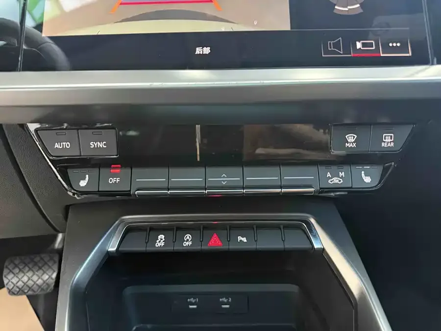 Audi A3 2022 A3L Limousine 35 TFSI Fashion Sports 2022 — миниатюра 5