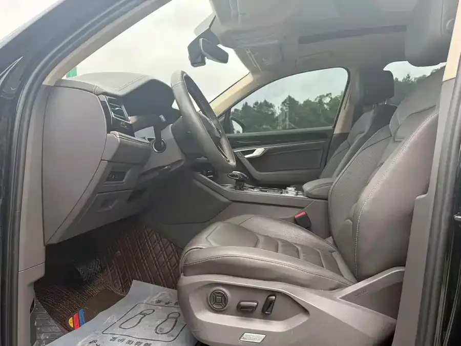 Volkswagen Touareg Touareg 2021 2.0TSI Ruishang Edition 2022 — миниатюра 4
