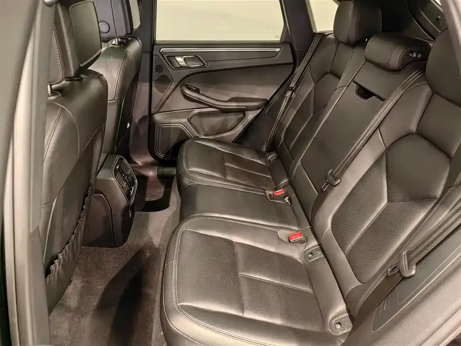 Porsche Macan Macan 2022 Macan 2.0T 2022 — миниатюра 3