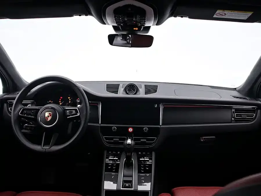 Porsche Macan Macan 2025 Macan 2.0T Dream Chaser Edition 2025 — миниатюра 2