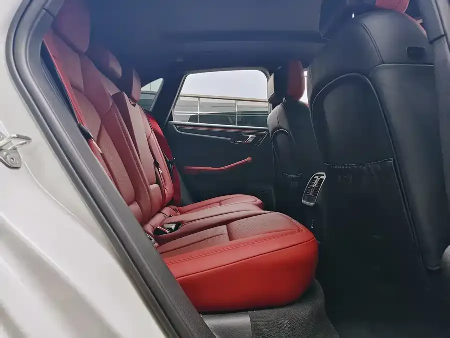 Porsche Macan Macan 2023 Macan 2.0T 2023 — миниатюра 3